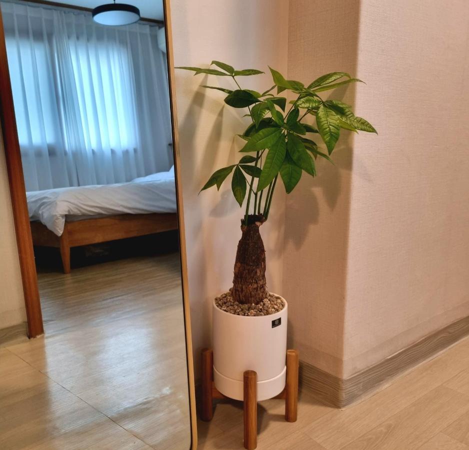 Hongik Hongdae Yeonnam Hoi-House Apartment Seoul Exterior photo